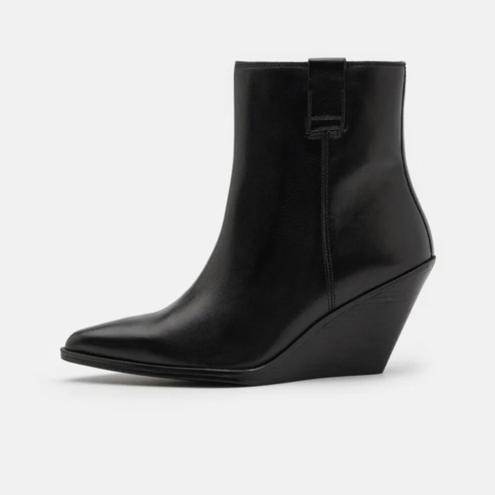 Bronx Black Leather Pointy Toe Zipper Ankle Boots Shoes New NWT Size 39 8 Classy